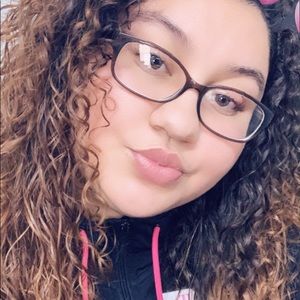 Meet your Posher, Jasmine